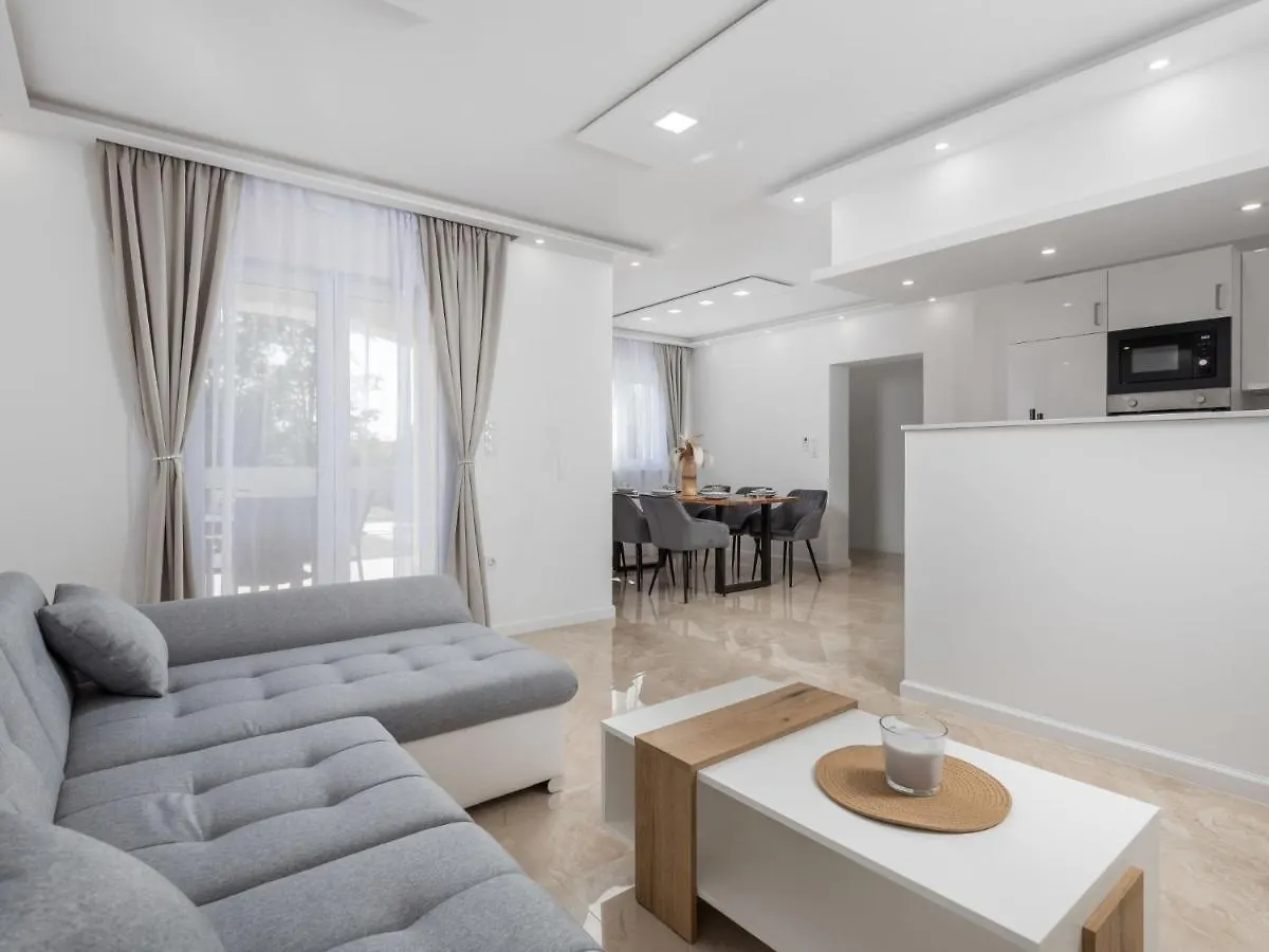 Holiday Home Villa Lea By Interhome Jadranovo 0*,